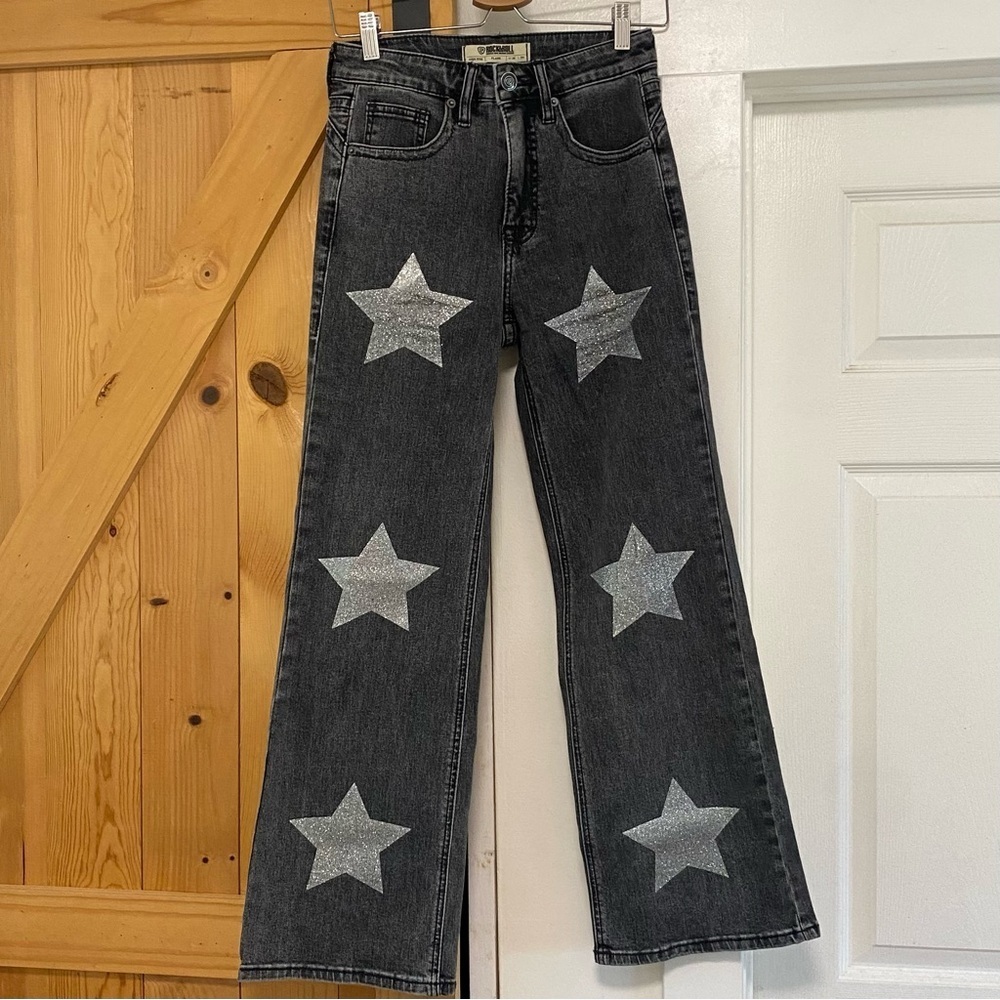 Rock & Roll Denim High Rise Star Print Relaxed Flare Jean - Picture 2 of 6